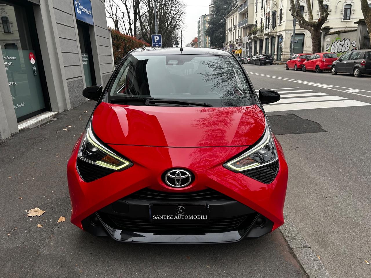 Toyota Aygo Connect x-clusiv 1.0 72cv 5p *NEOPATENTATI*STUPENDA*