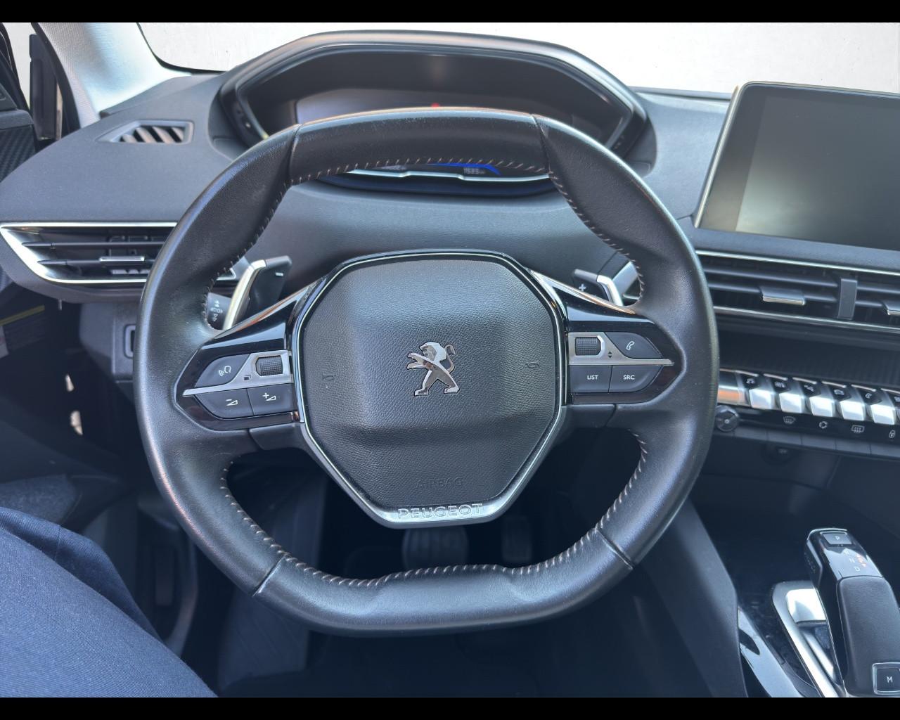 PEUGEOT 3008 2ª serie - 3008 BlueHDi 130 S&S EAT8 Business