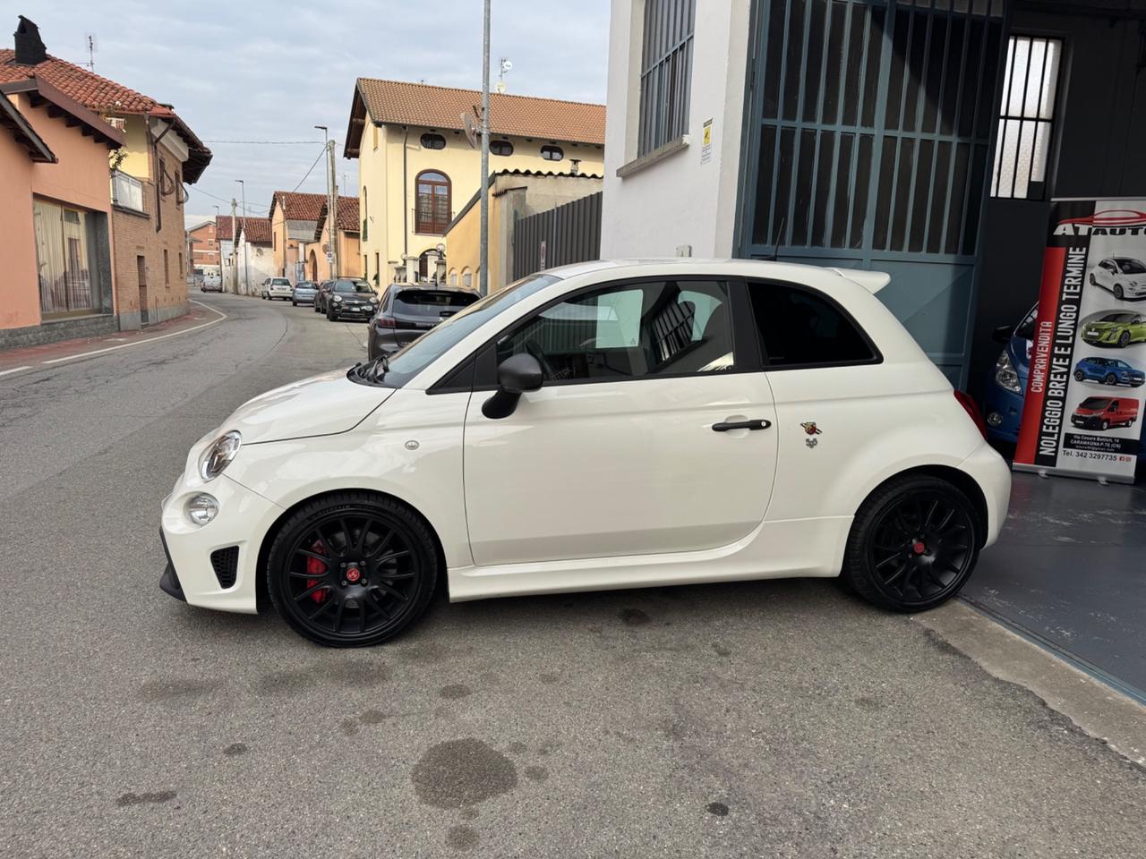 Abarth 595 1.4 Turbo T-Jet 180 CV Competizione