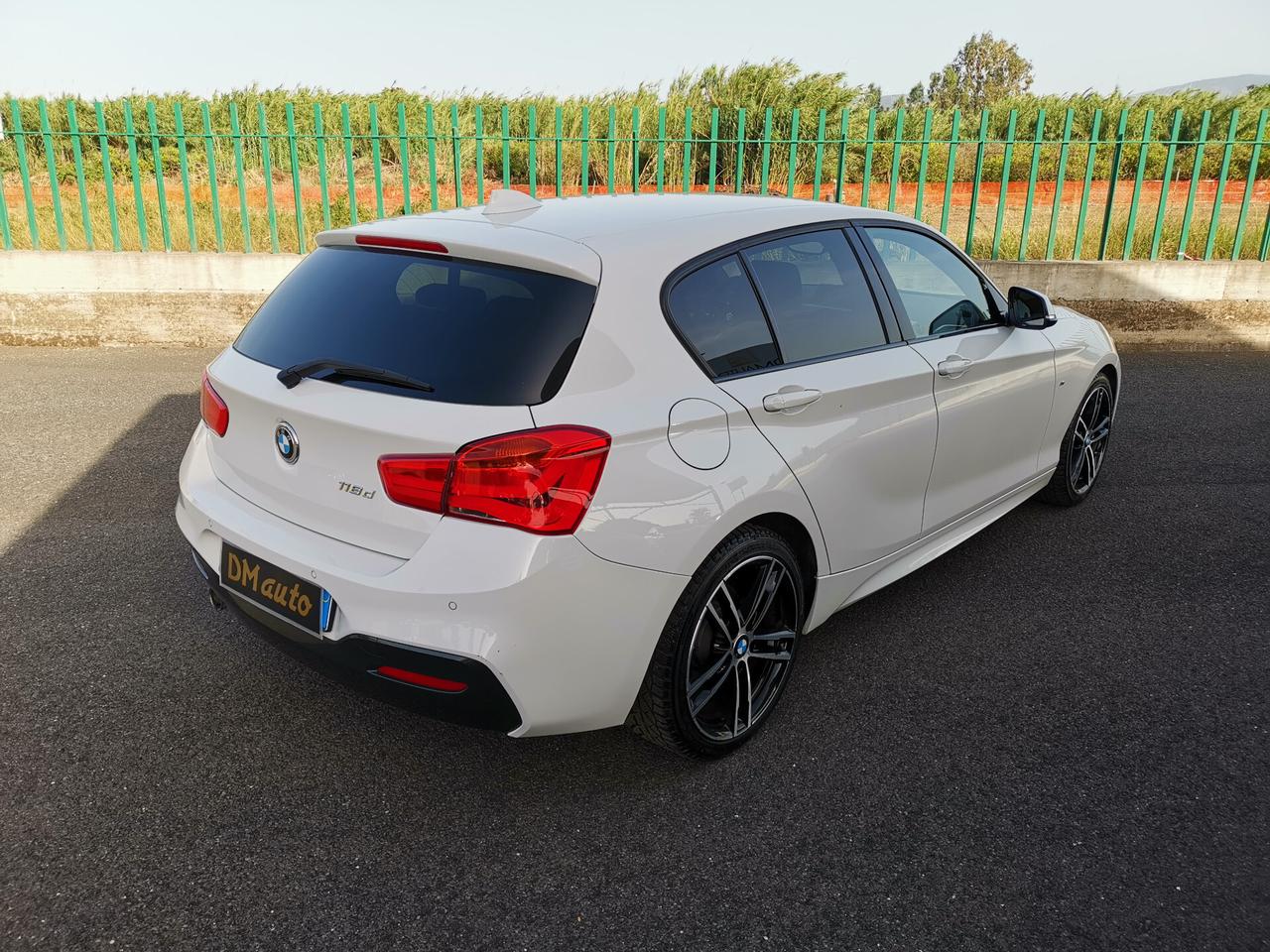 Bmw 118 118d 5p. Msport