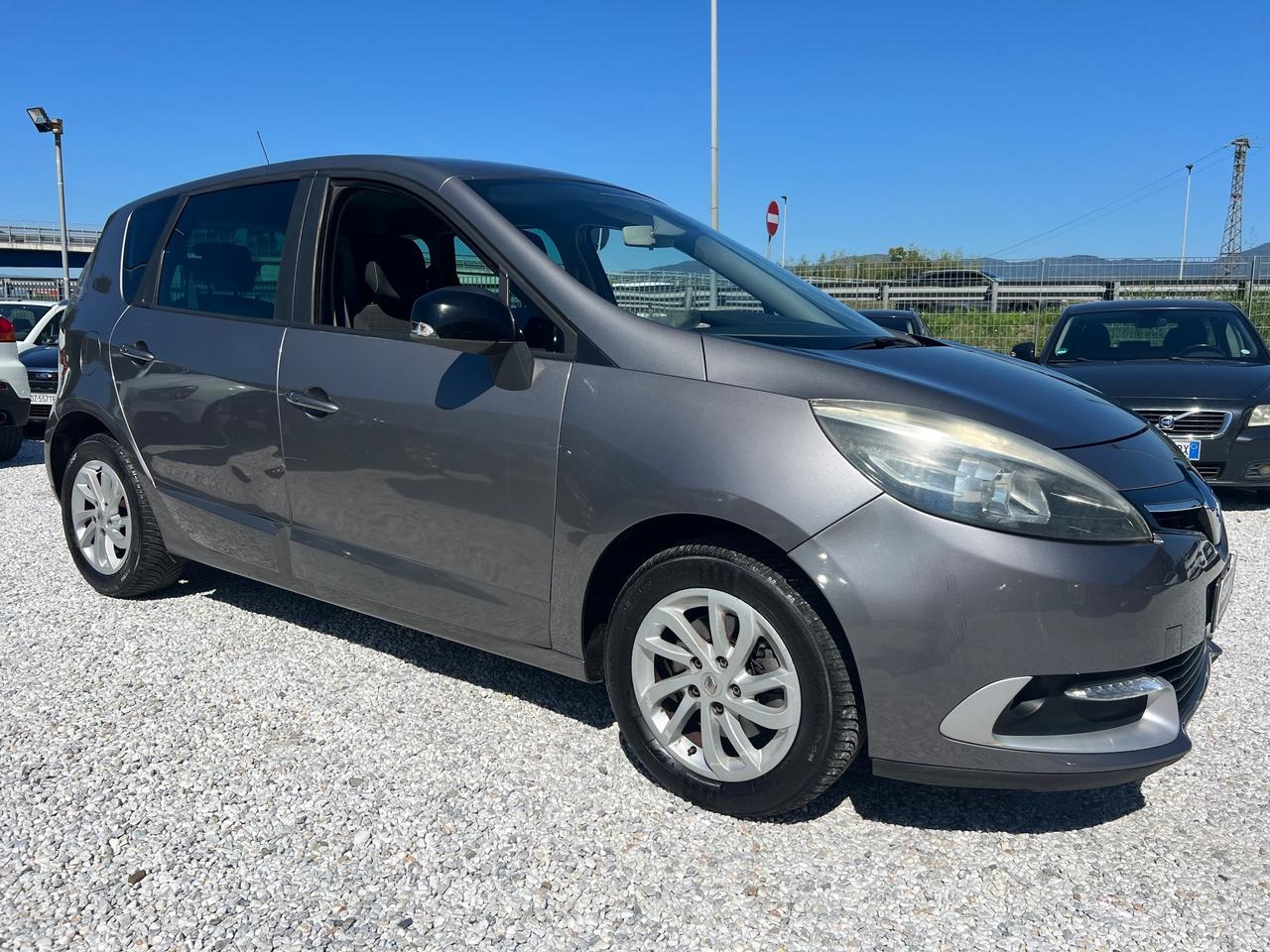 Renault Scenic Scénic XMod 1.5 dCi 110CV Start&Stop Energy