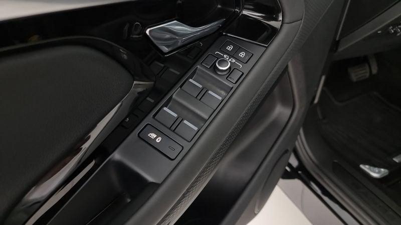 Land Rover RR Evoque 2.0D I4 163 CV AWD Auto S N1 Autocarro