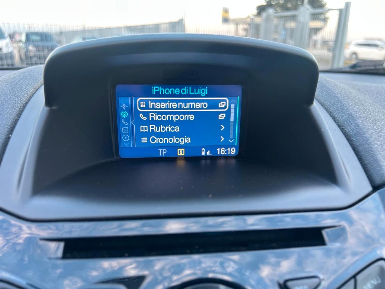 Ford Fiesta 1.5 TDCi 75CV 5 porte Titanium