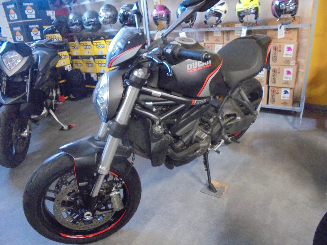 Ducati Monster 821