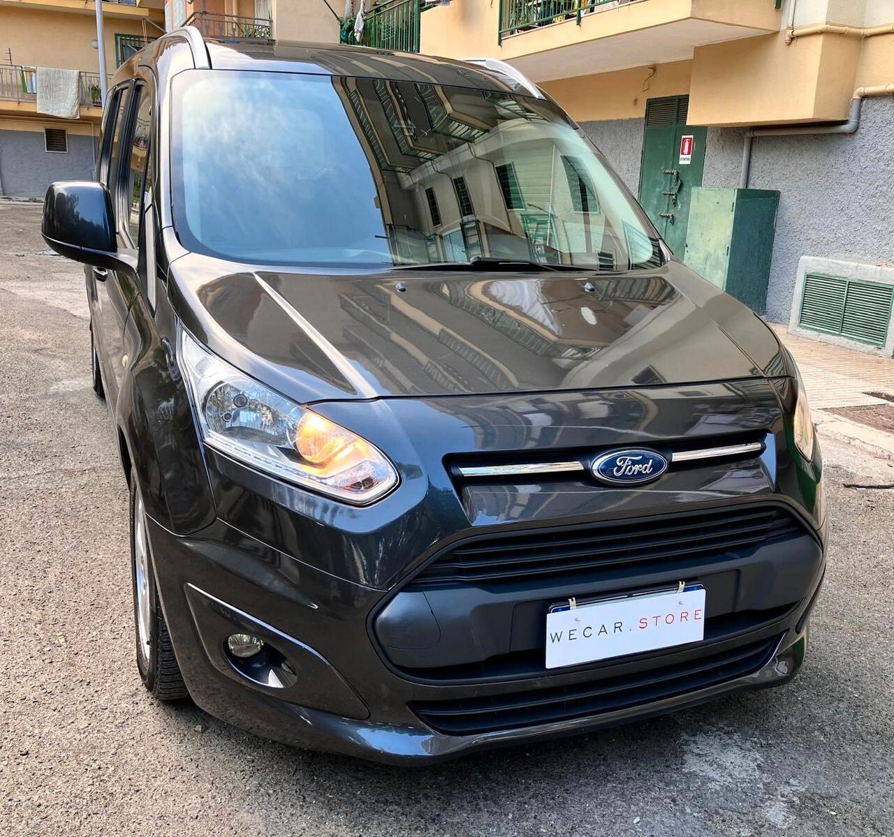 Ford Tourneo Connect7 1.5 TDCi 120cv aut Titanium