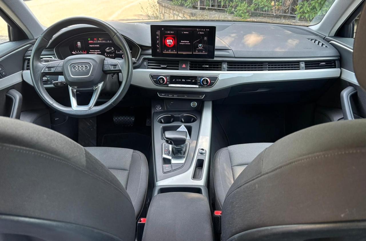 Audi A4 30 TDI/136 CV S tronic Business Advanced