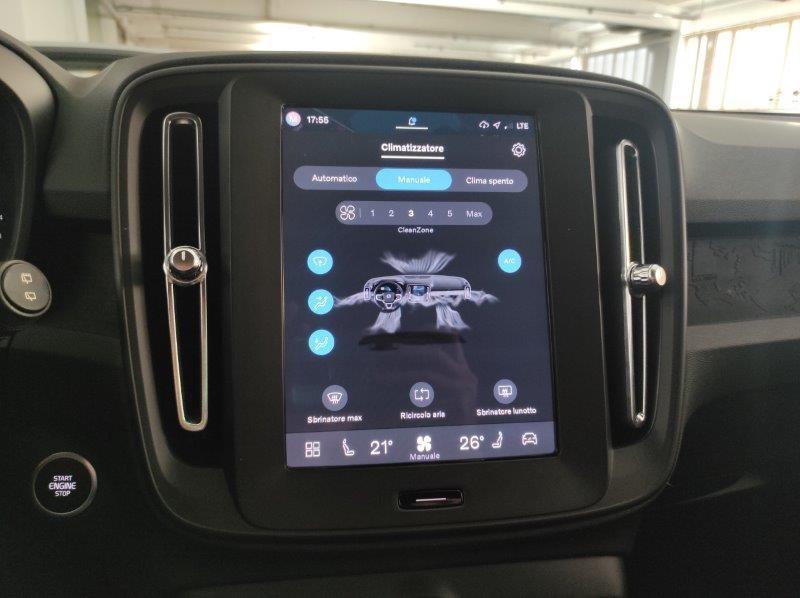 VOLVO XC40 (2017-->) - XC40 B3 automatico Core
