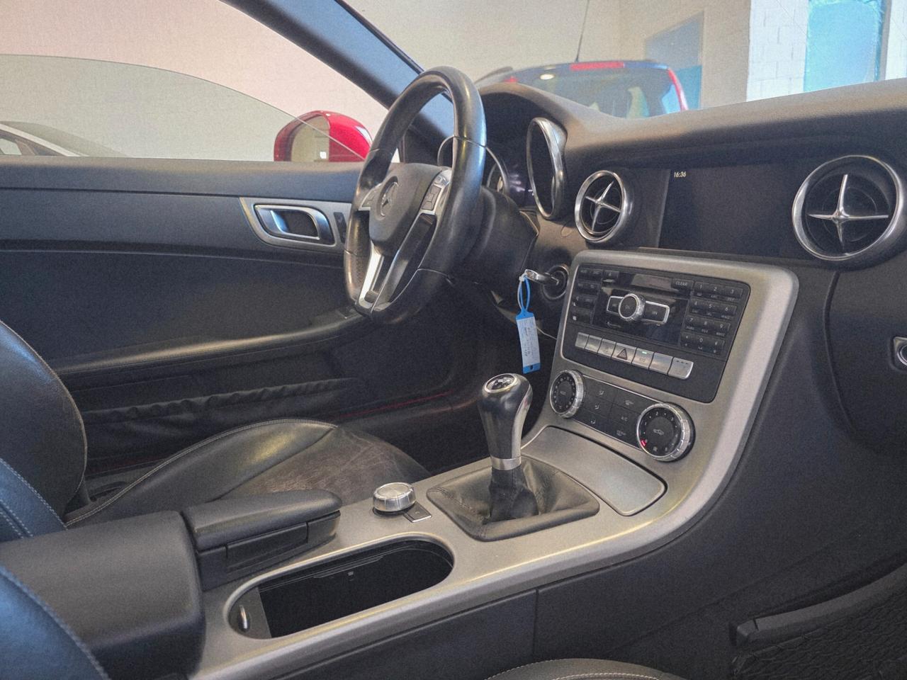 Mercedes-benz SLK 200 CGI Premium