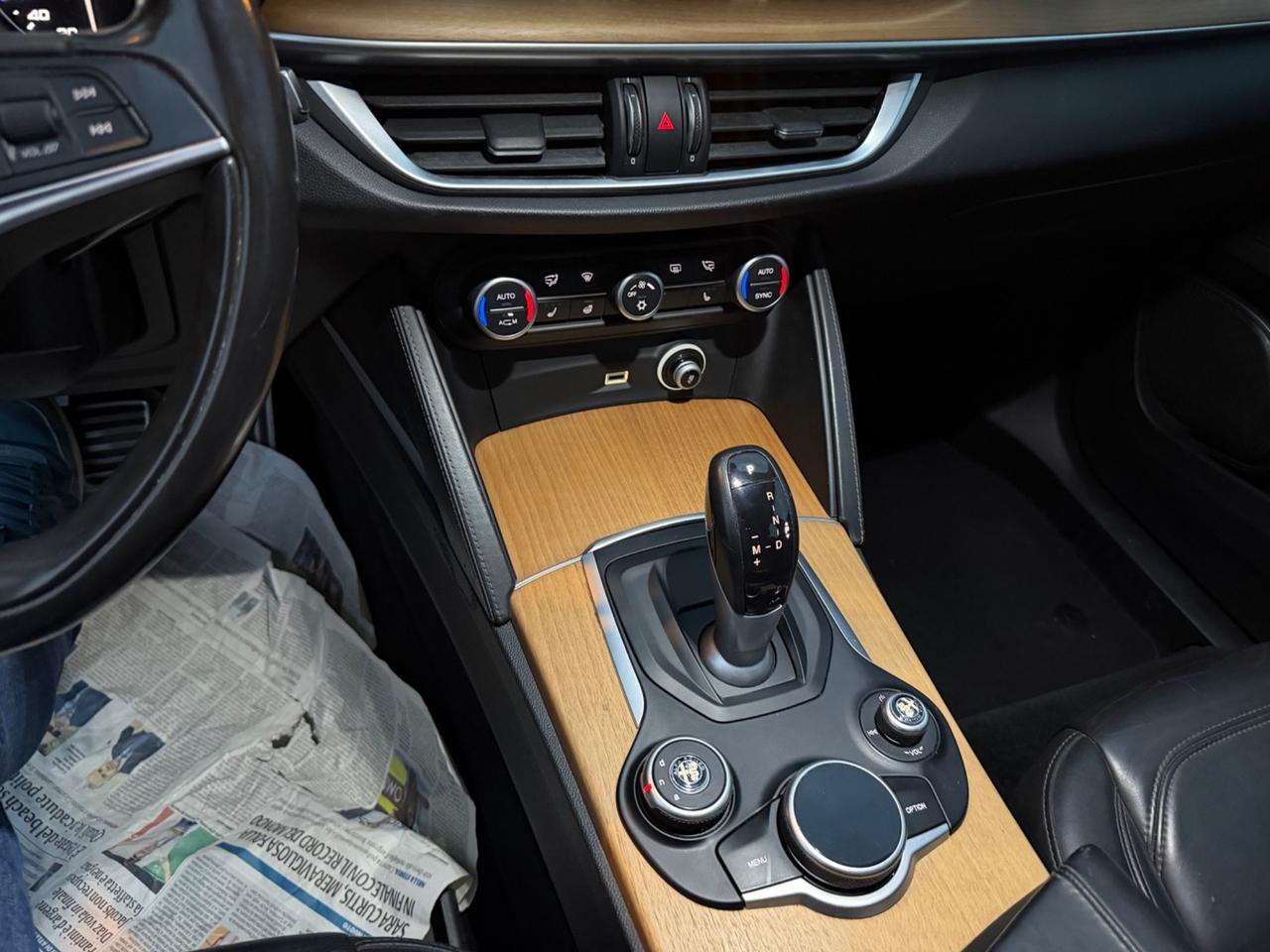 Alfa Romeo Stelvio 2.2 Turbodiesel 210 CV AT8 Q4 Executive