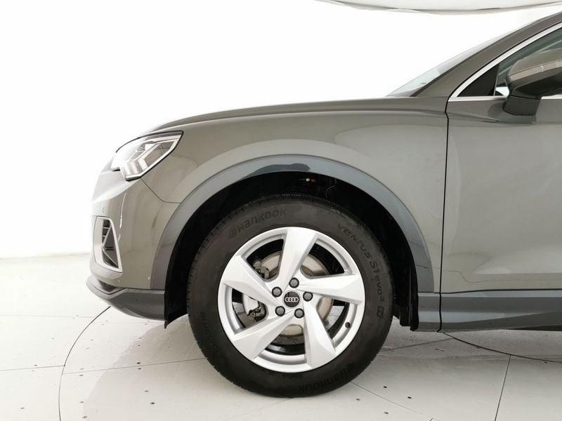 Audi Q3 35 2.0 tdi Business Advanced s-tronic