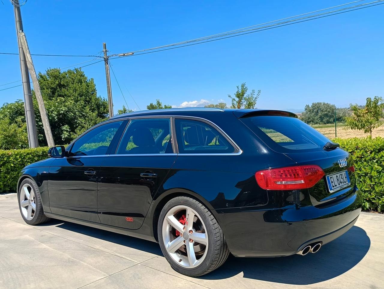 Audi A4 Avant S-Line 2.0 TDI 143CV F.AP.