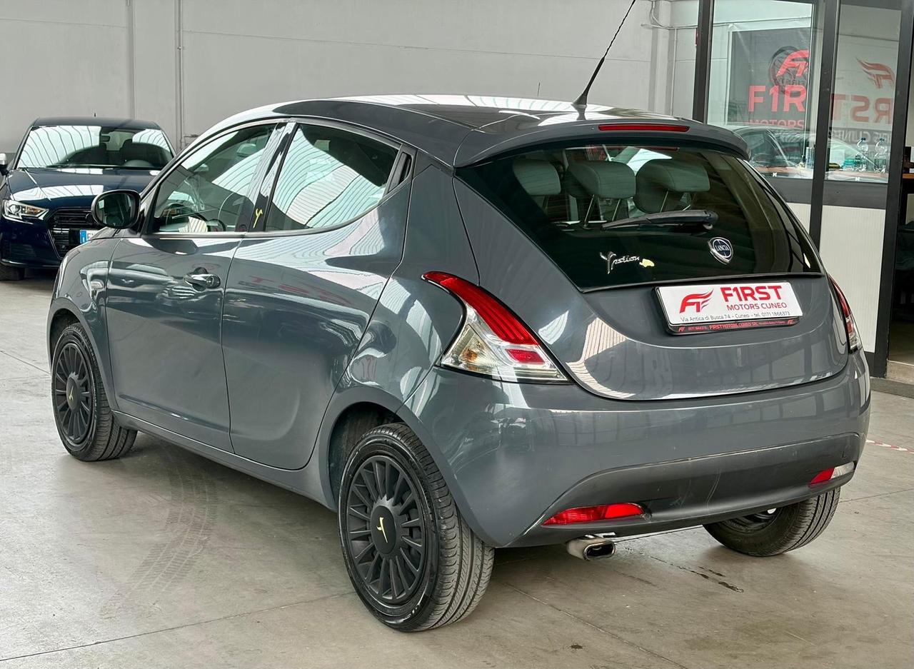 Lancia Ypsilon 1.2 69 CV 5 porte Elle