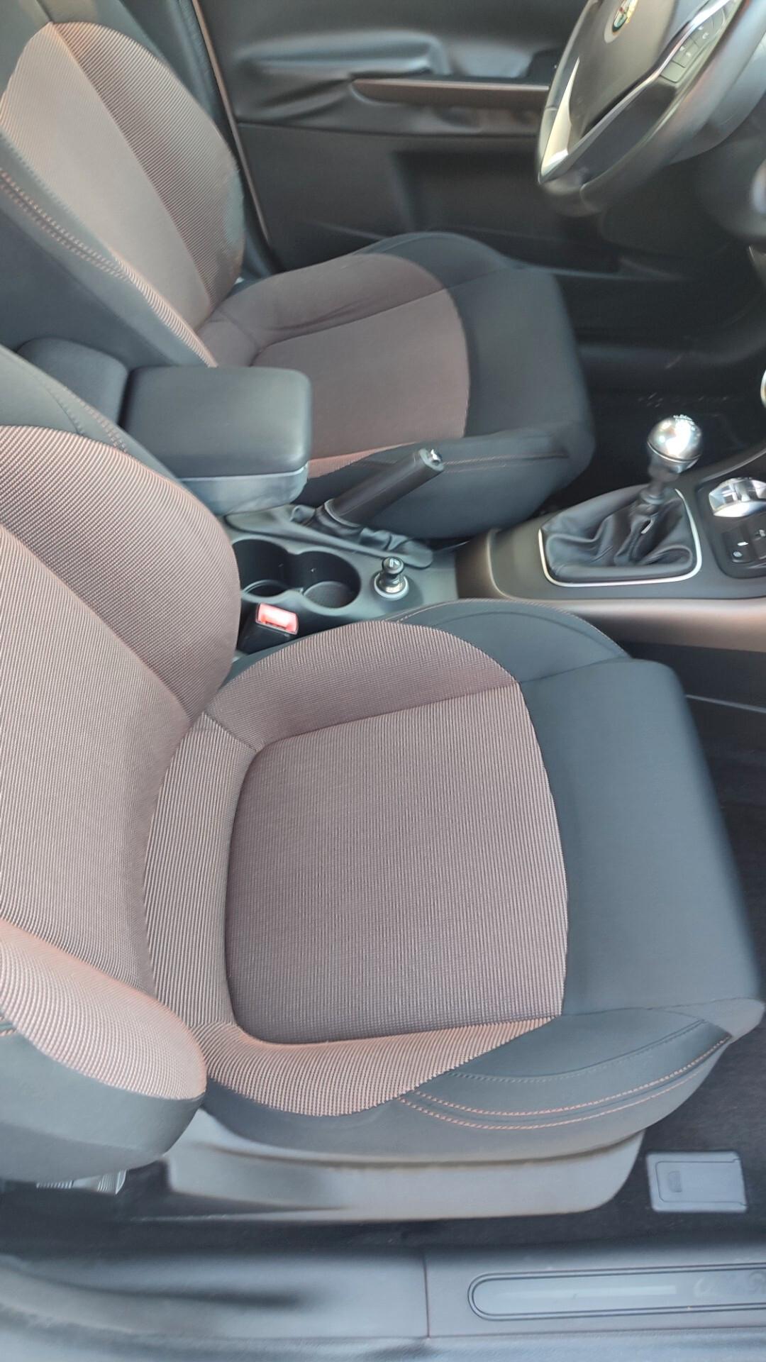 Alfa Romeo Giulietta 1.6 JTDm-2 105 CV Progression
