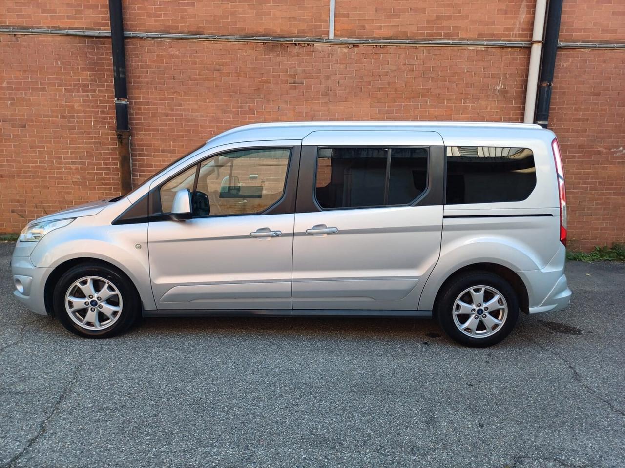 Ford Tourneo Connect Tourneo Connect7 1.5 TDCi 120 CV Titanium