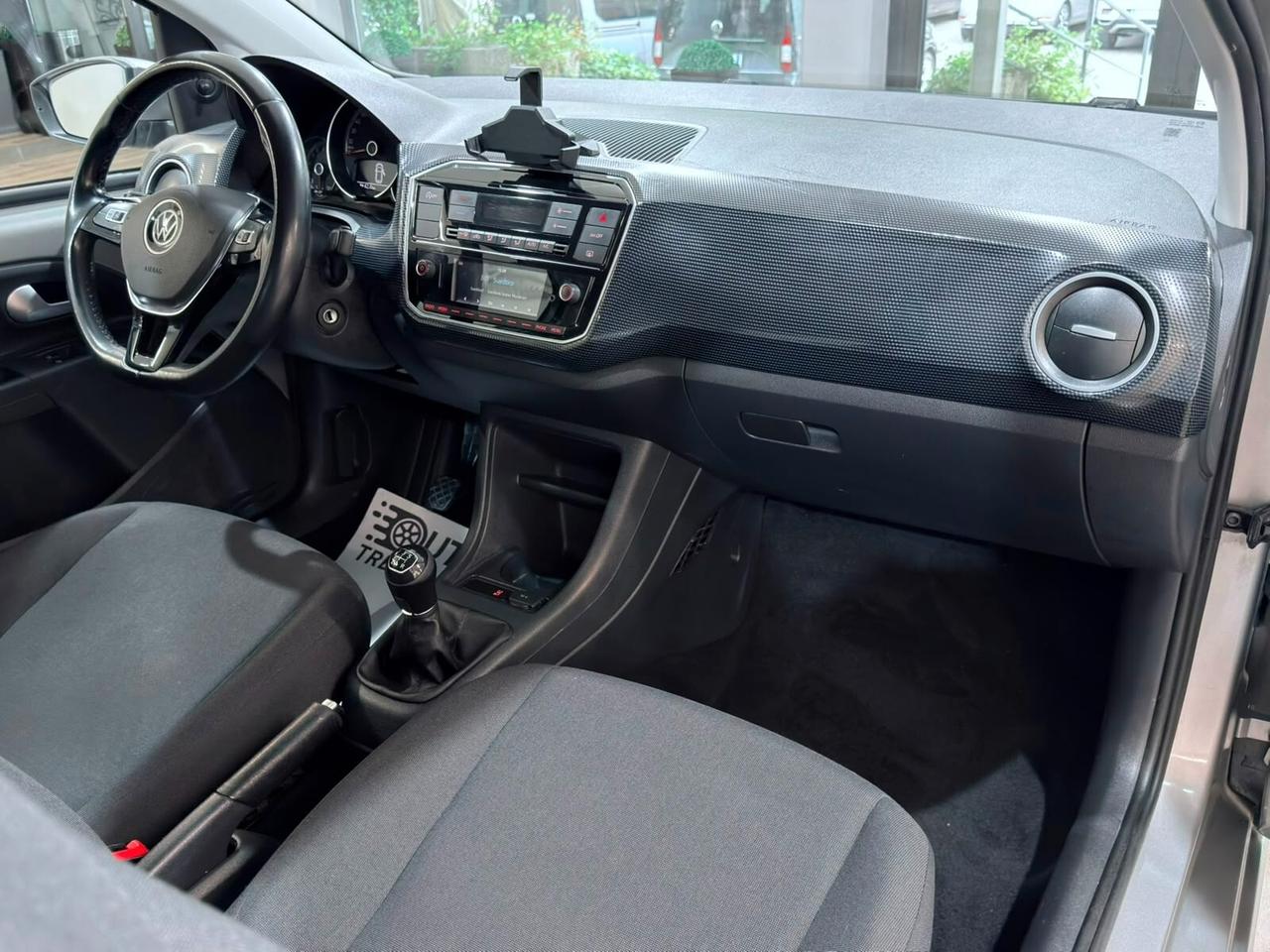VOLKSWAGEN UP! 1.0 60cv 3p 59.000km NEOPATENTATI