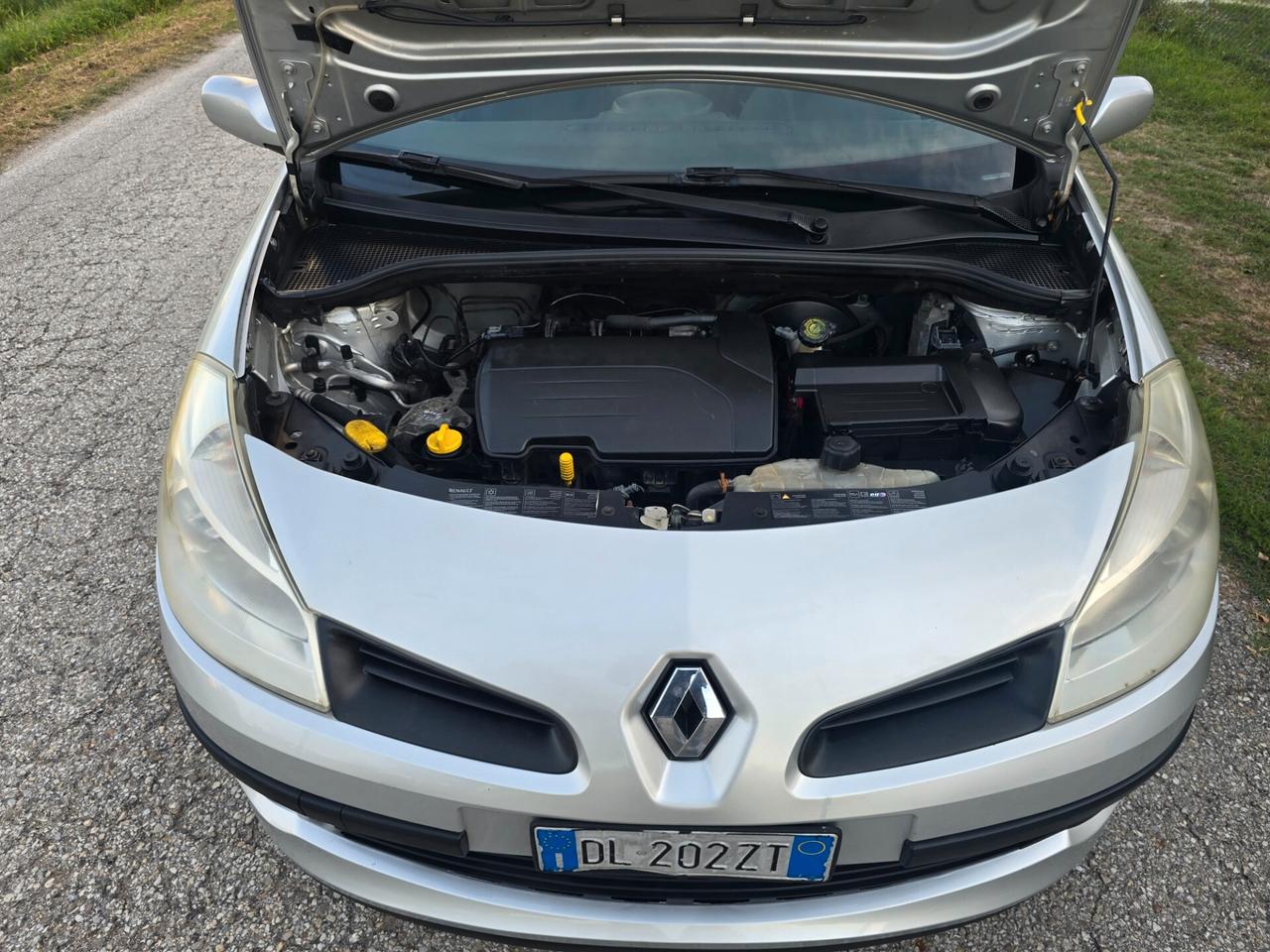 Renault Clio 1.2 Benzina con GARANZIA- NEOPATENTATI