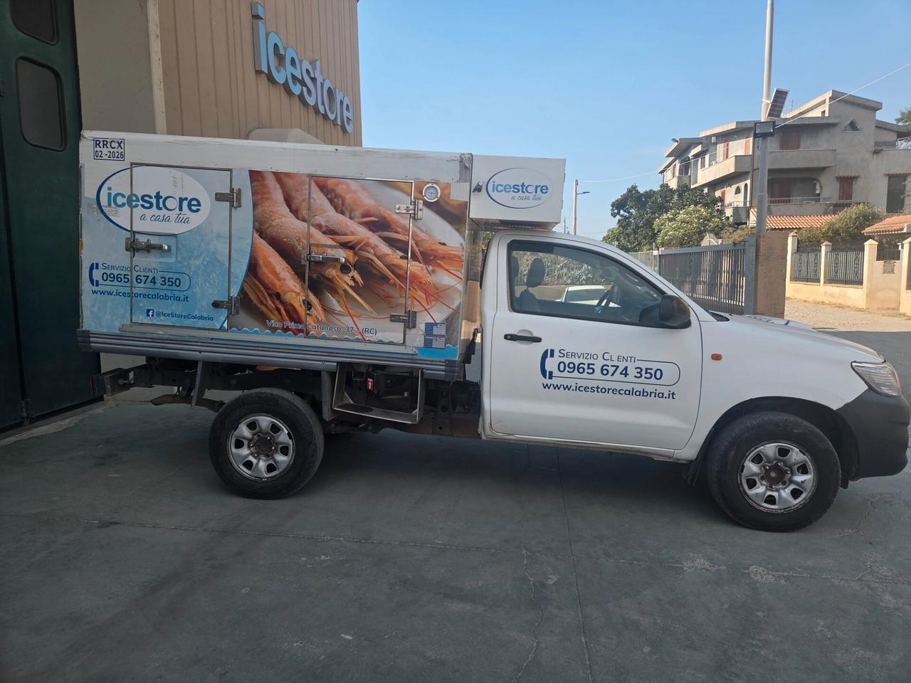 Toyota HILUX 2WD 2.4CC refrigerato -40° piastre 2014