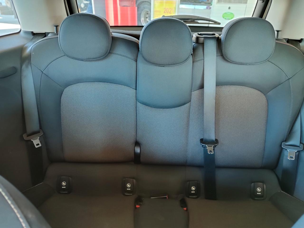 Mini 1.5 Cooper D 5 porte SUPER PREZZO
