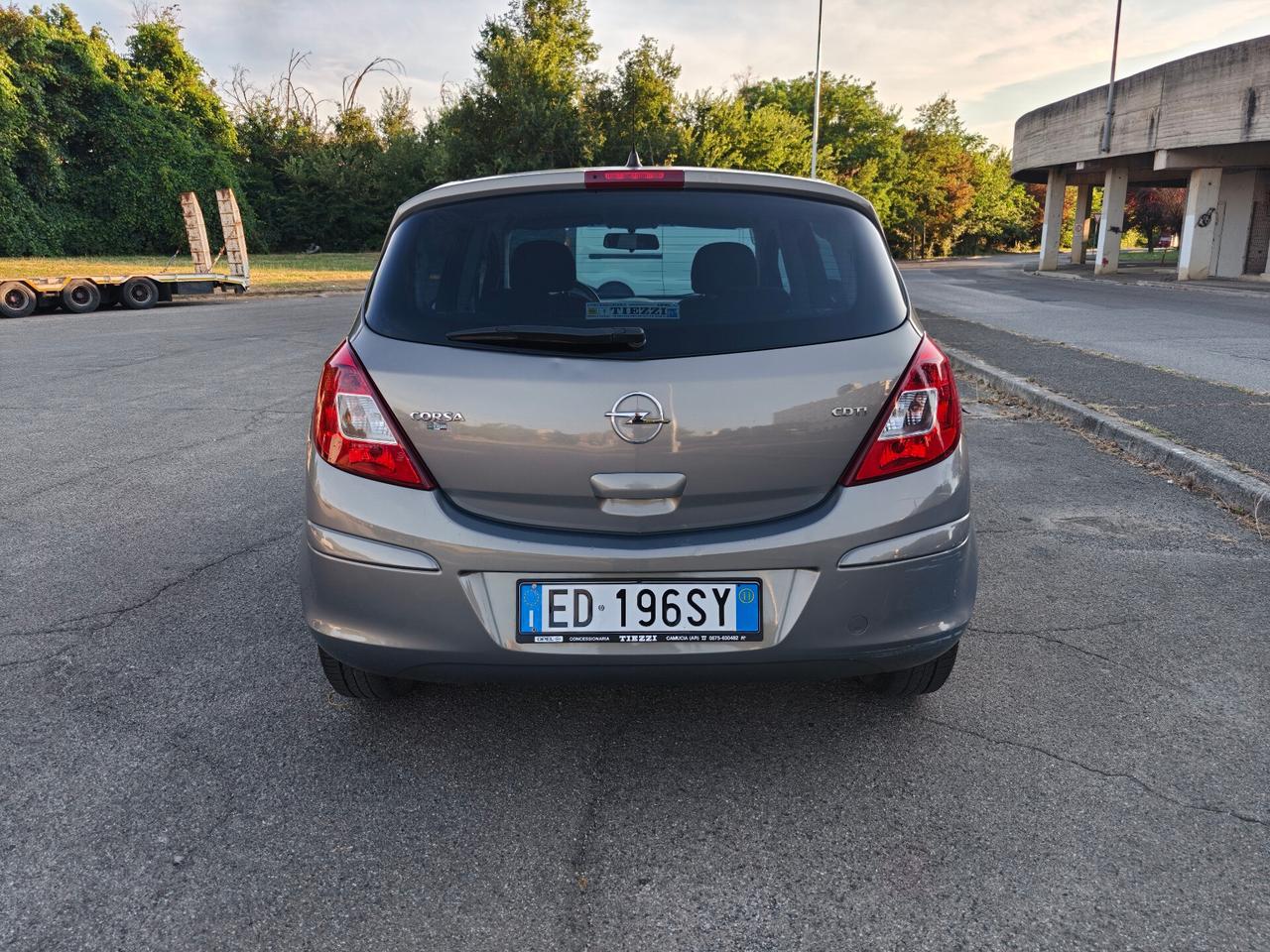 Opel Corsa 1.3 CDTI 75CV