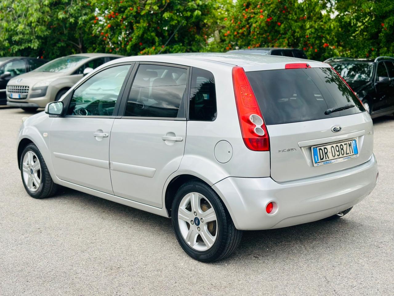 Ford Fiesta 2008 1.4 TDCi 5p. Titanium ok neopatentati