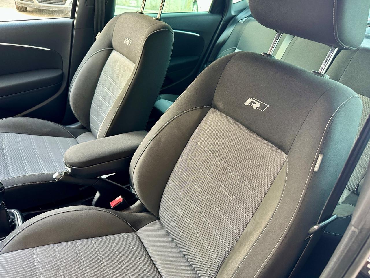 Volkswagen Polo 1.4 TDI 90 CV 5p. R-LINE