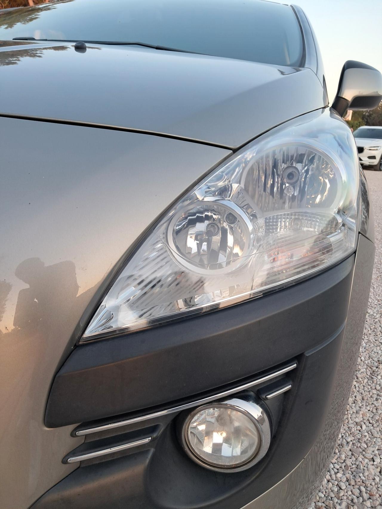 Peugeot 3008 1.6 HDi 112CV Allure*CLIMA*CERCHI