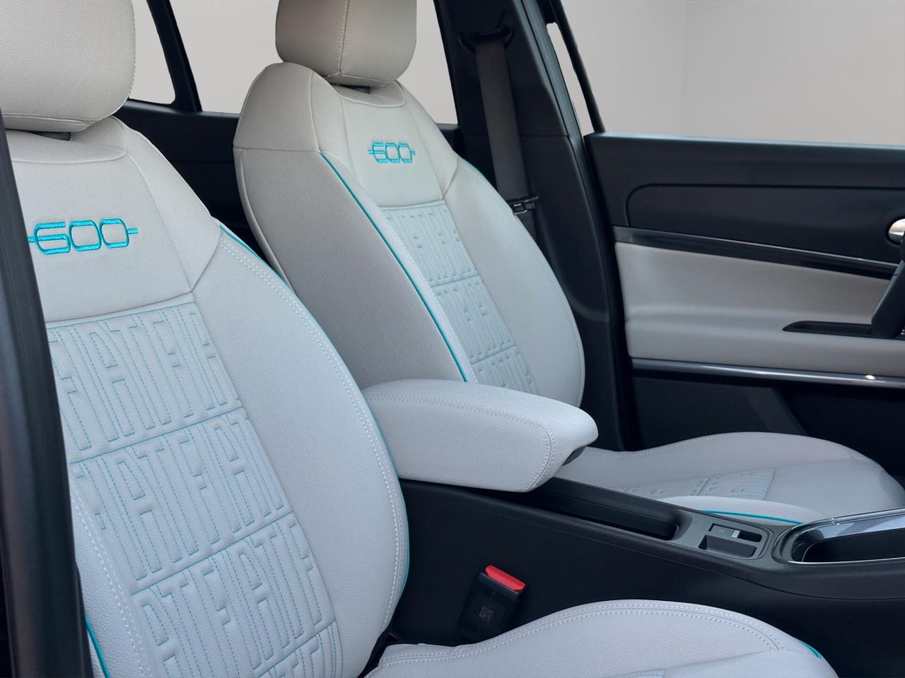 Fiat 600 Hybrid 110 CV DCT MHEV La Prima