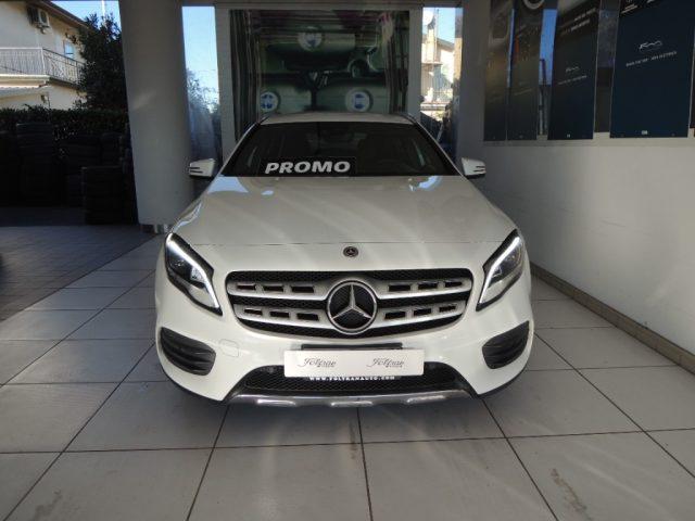 MERCEDES-BENZ GLA 200 d Automatic Premium