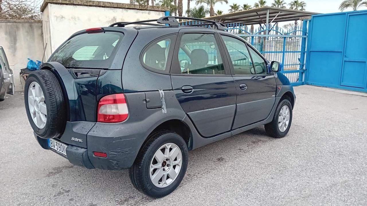 Renault scenic Rx4-2.0 benz-2002