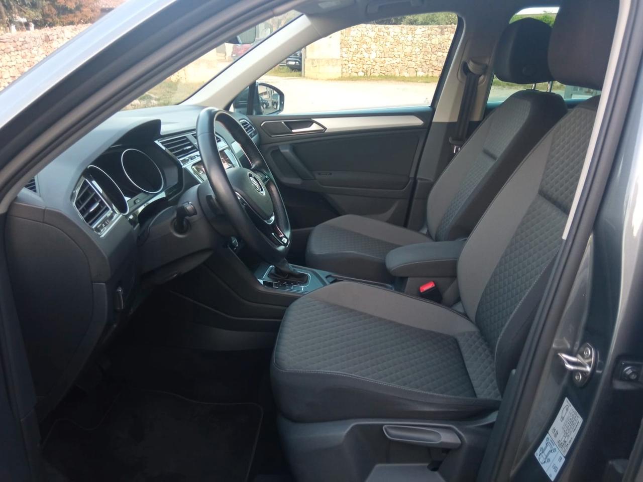 Volkswagen Tiguan 2.0 TDI Business DSG NAVI