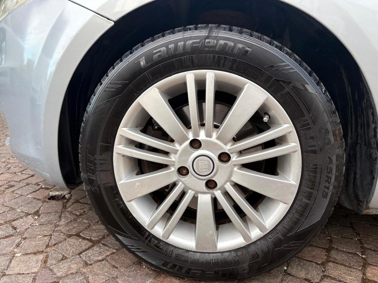 Fiat Grande Punto 1.3 MJT 90 CV 5 porte Emotion