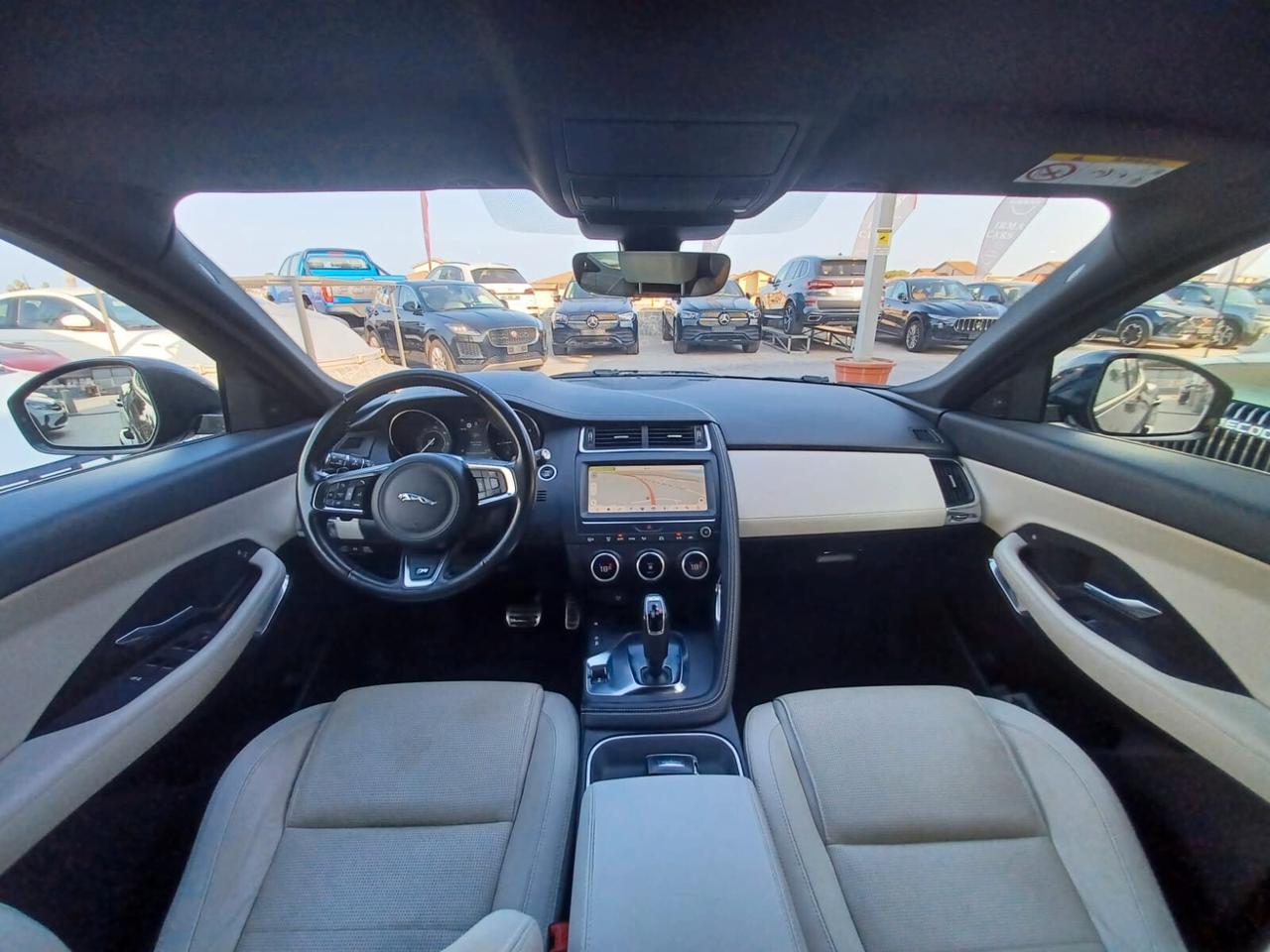Jaguar E-Pace 2.0D 180 CV AWD aut. R-Dynamic