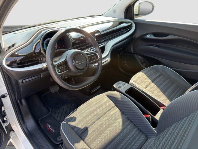 FIAT 500e 500 Action Berlina
