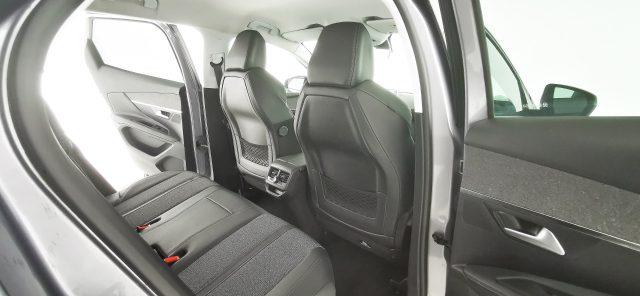 PEUGEOT 3008 Hybrid 225 e-EAT8 Allure
