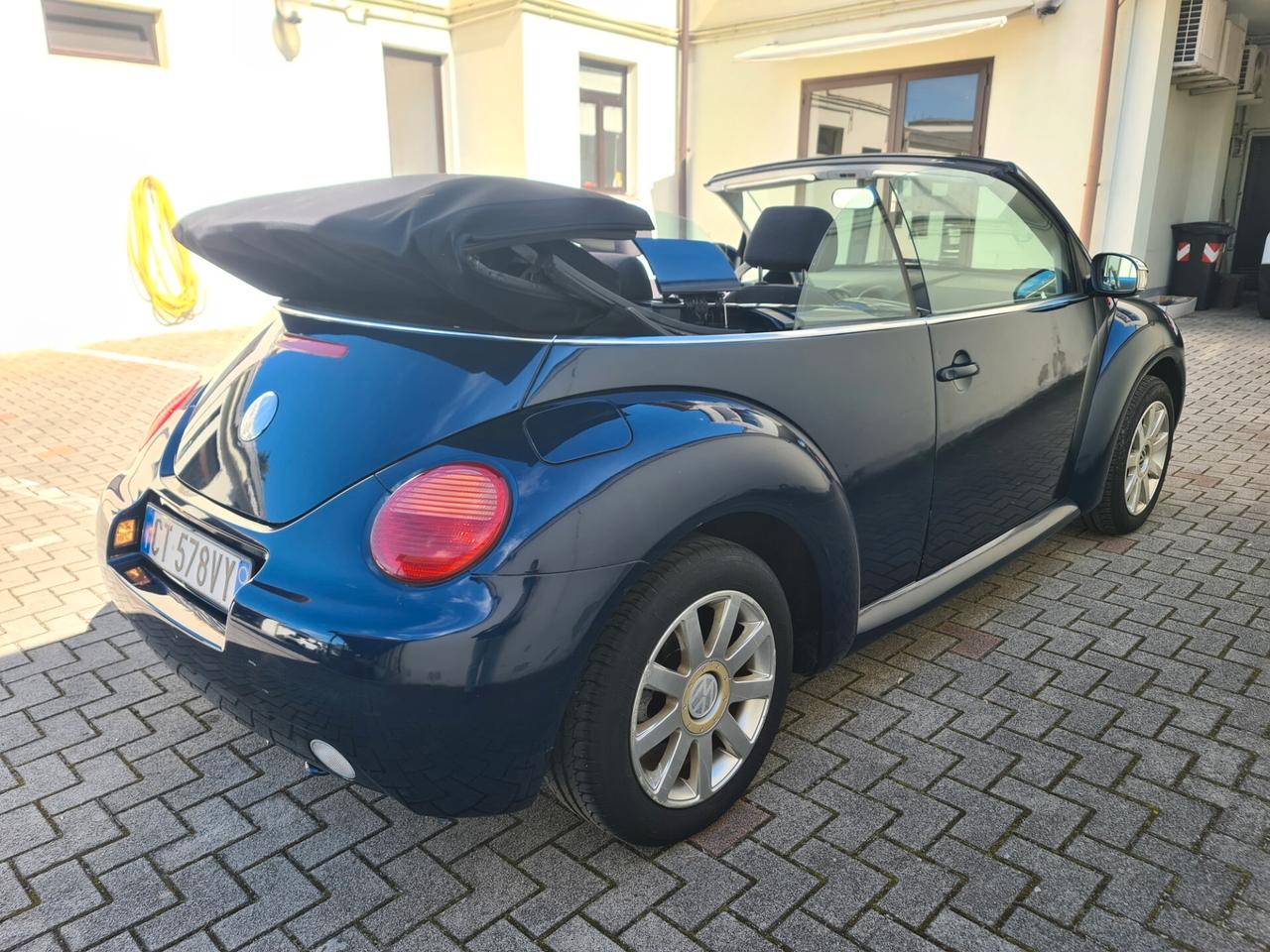 Volkswagen New Beetle 1.9 TDI 101CV Cabrio