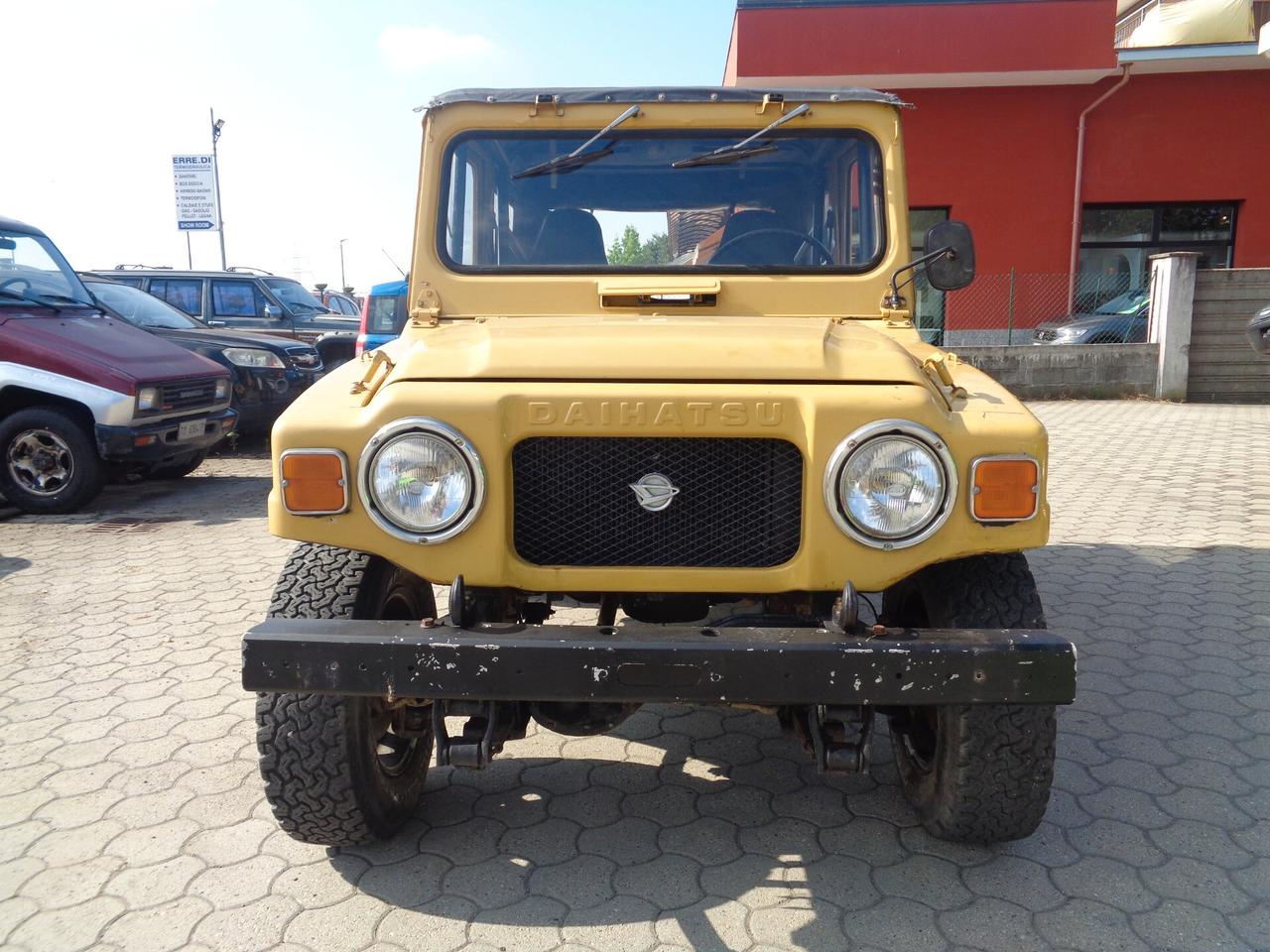 Daihatsu Taft F20 1.6