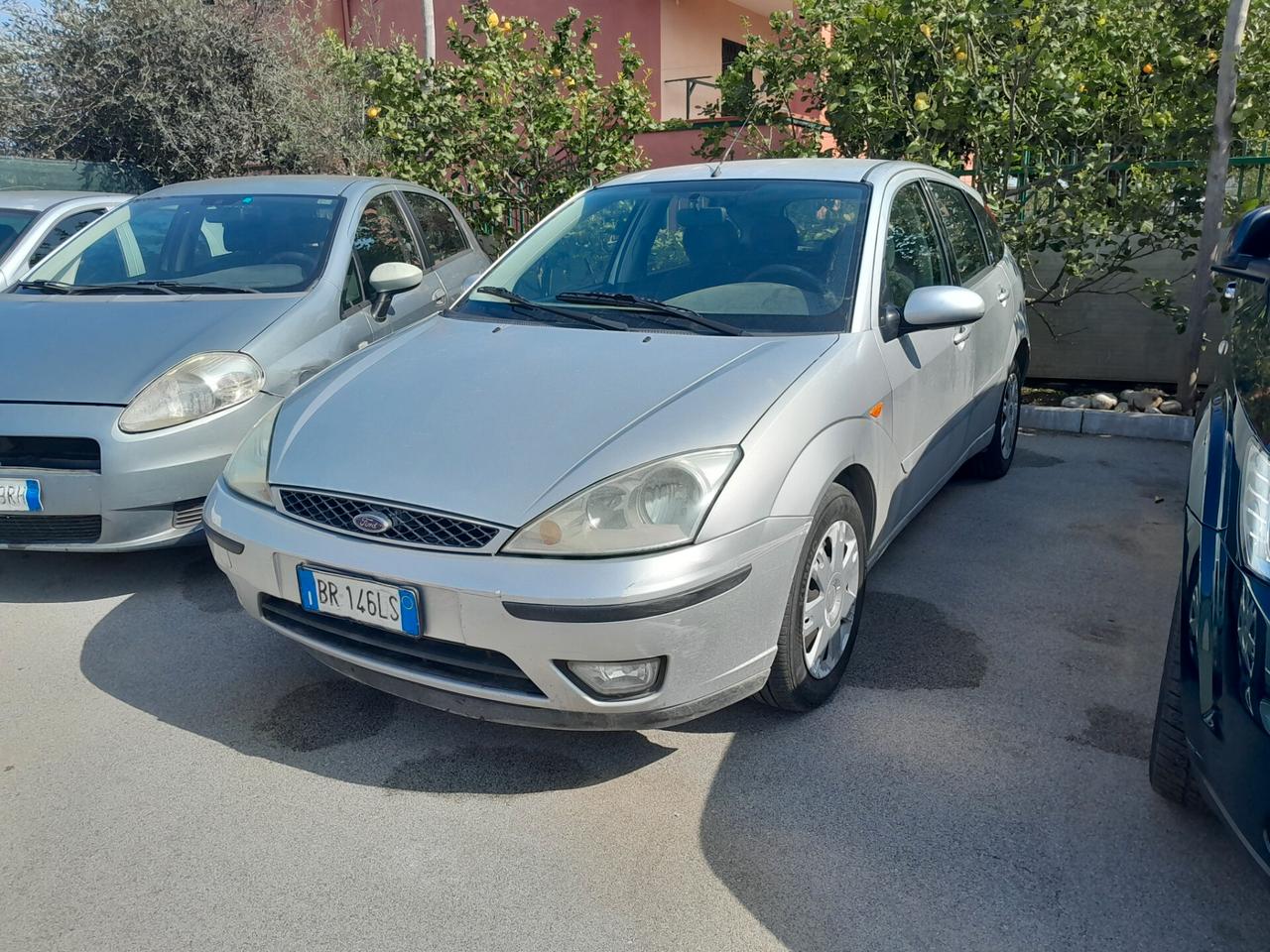 Ford Focus 1.6i 16V cat 5p. Ambiente