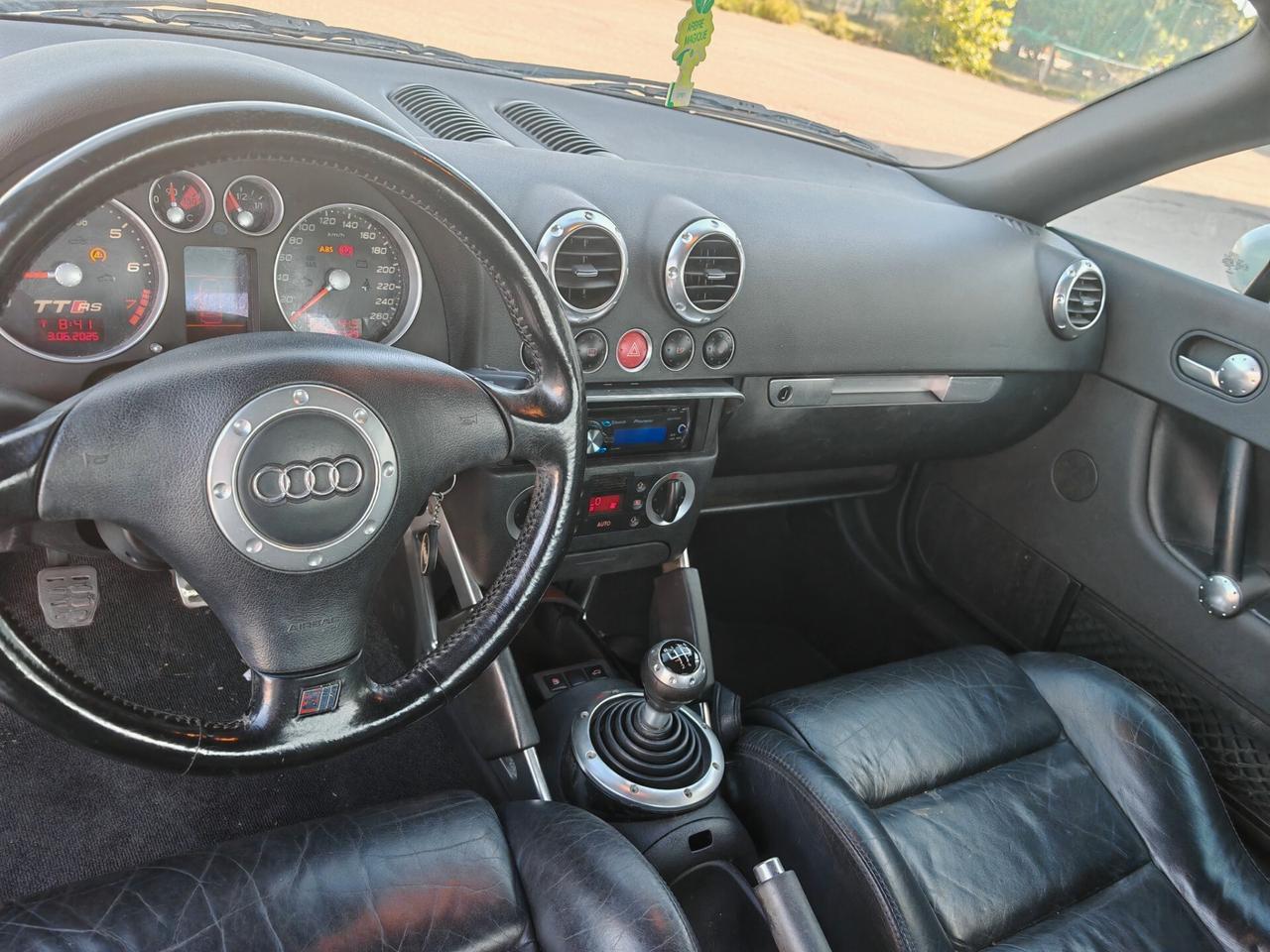 Audi TT AUDI TT 1.8 20V 180CV PREZZO TRATTABILE DOPO VISIONE.