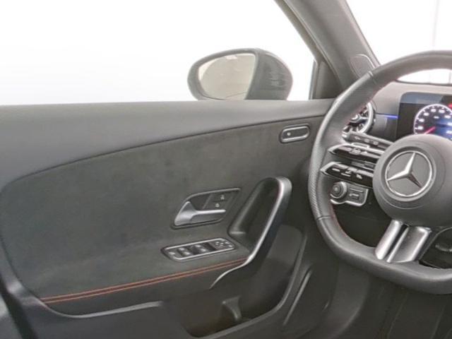 MERCEDES-BENZ A 180 Automatic AMG Line Advanced Plus
