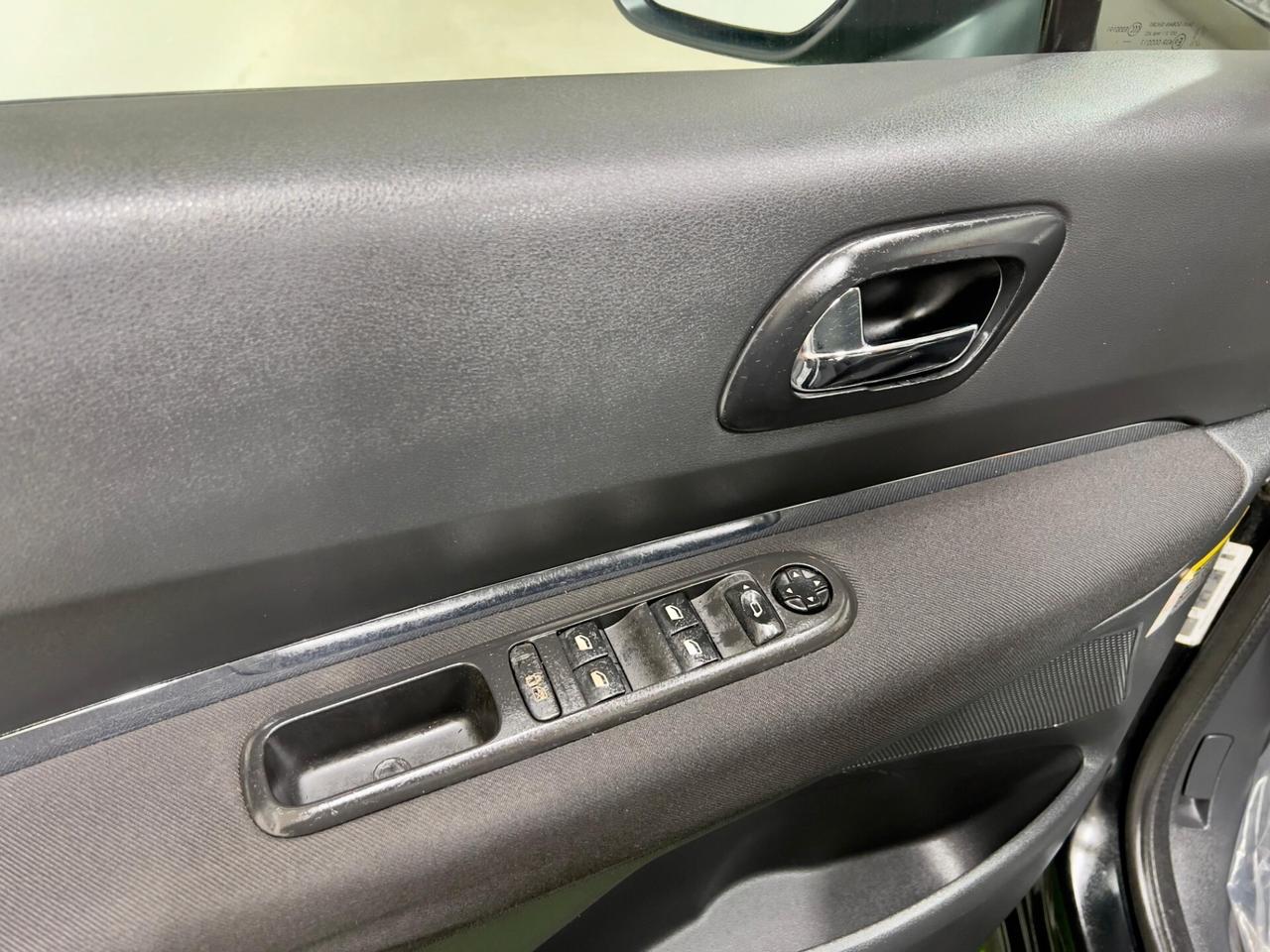 Peugeot 3008 1.6 HDi 112CV Tecno