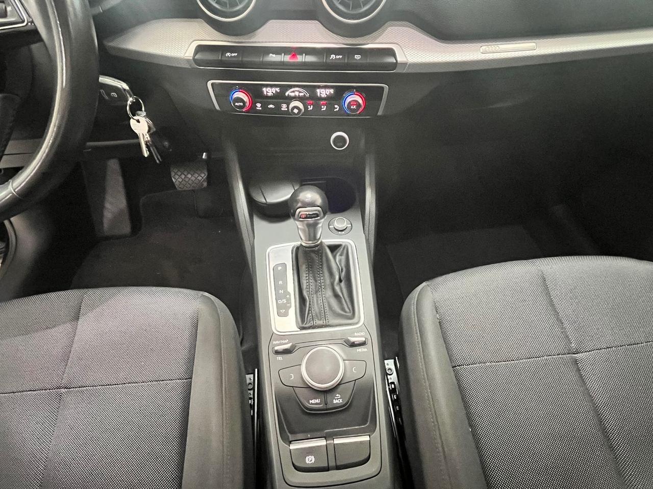 Audi Q2 Business 1.4 TFSI