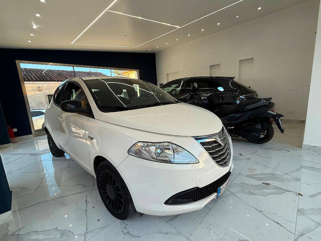 Lancia Ypsilon Lancia Y 1.2 8v Gold FINANZIABILE