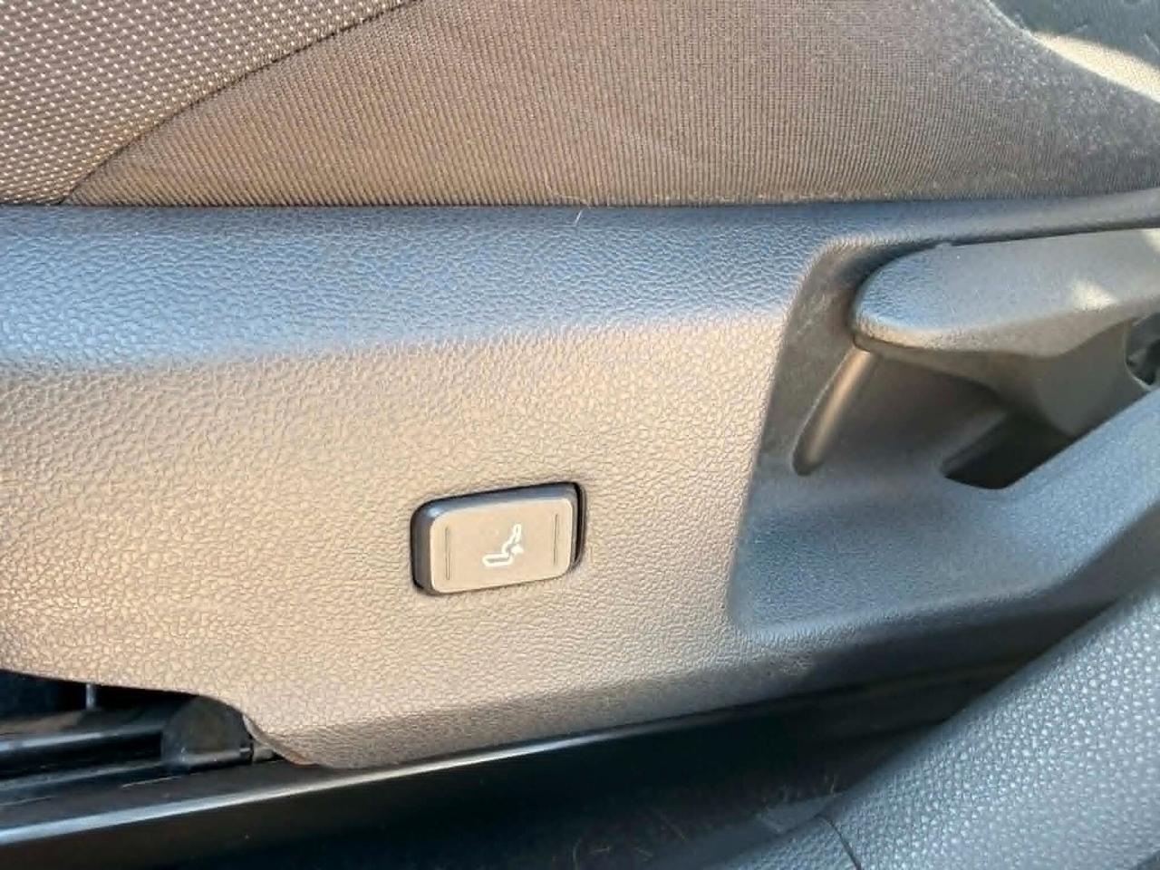 Toyota Corolla 1.8 Benz/Ibrida OK Neopatentato