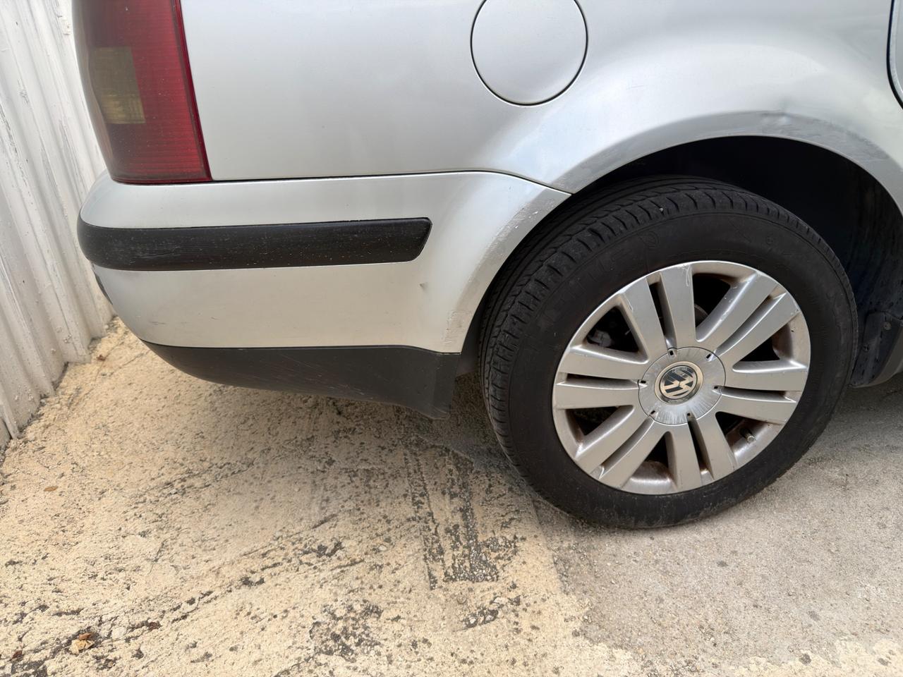 Volkswagen Passat 1.9 TDI/130 CV Var. Business