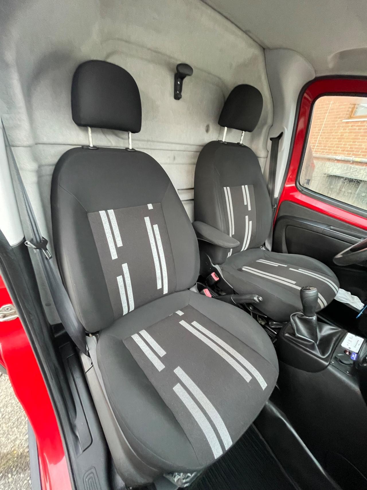 Fiat Fiorino 1.3 MJT 95CV Cargo Adventure
