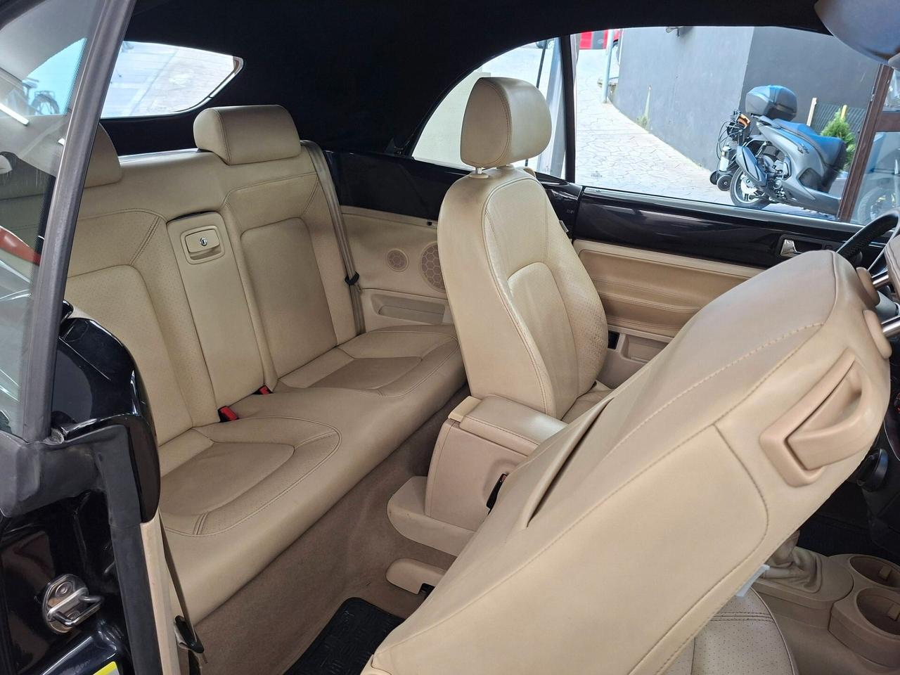 Volkswagen New Beetle 1.9 TDI 105CV Cabrio