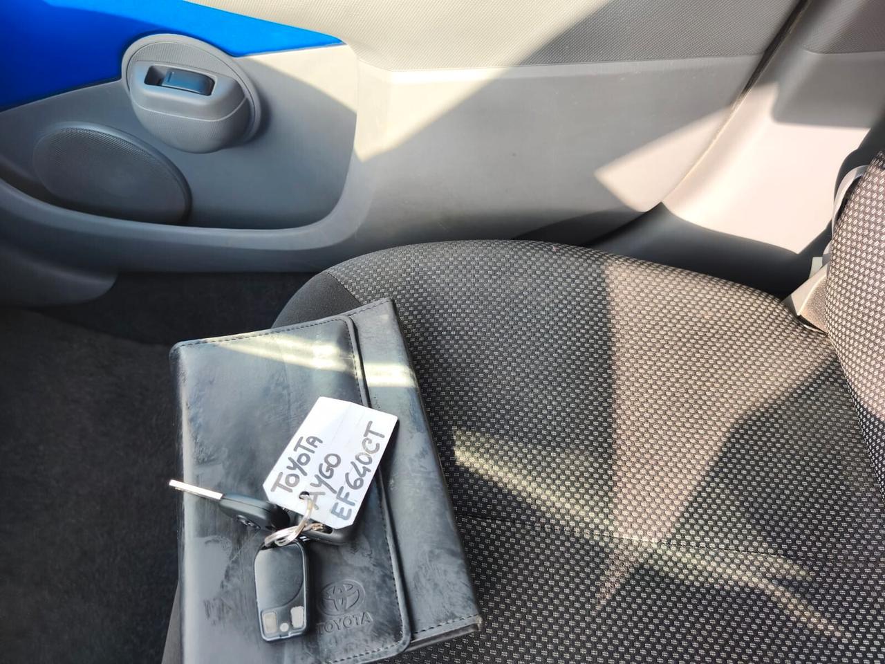 Toyota Aygo 1.0 12V VVT-i 5 porte Sol AUTOMATICA