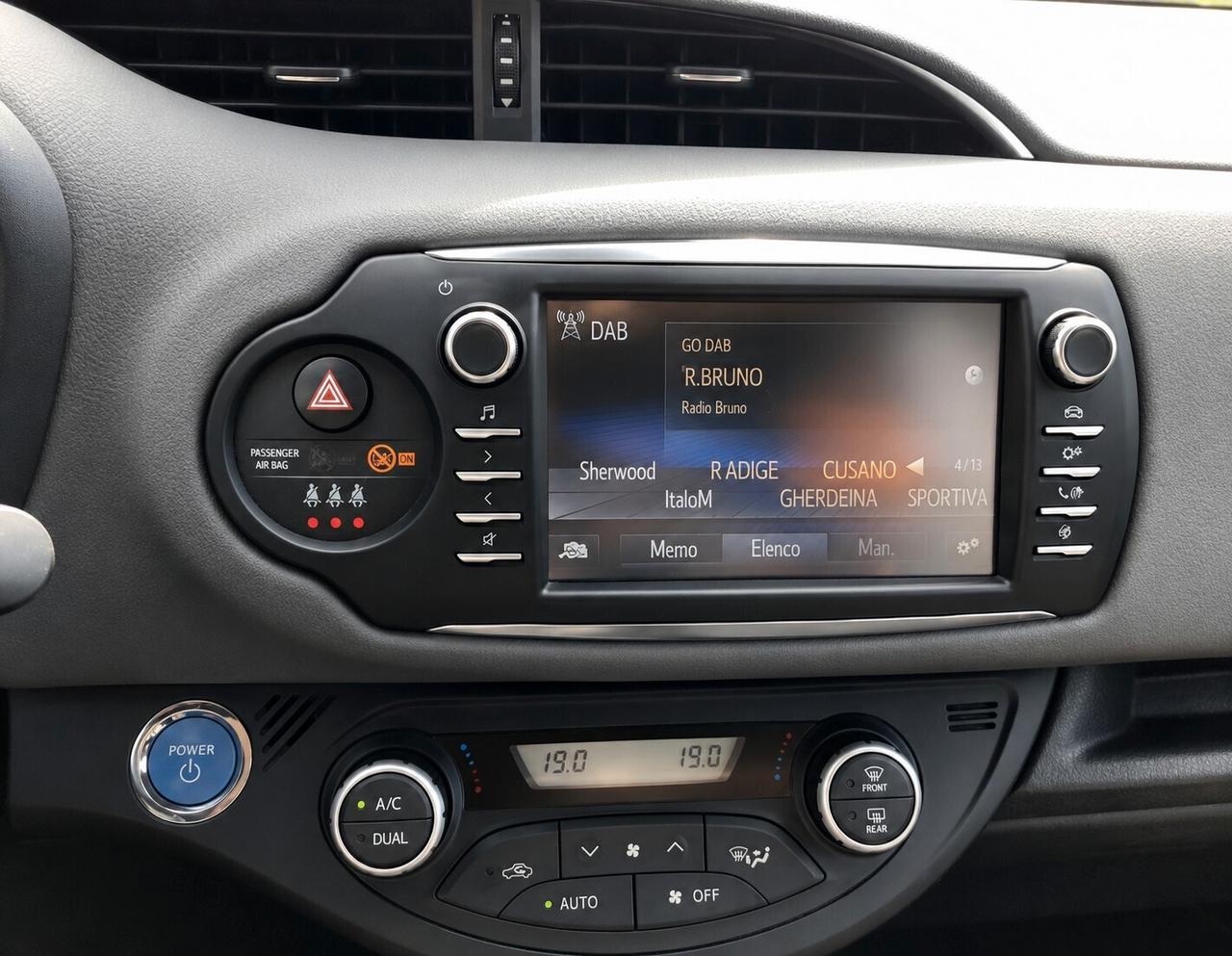 Toyota Yaris 1.5 Hybrid 5 porte Business
