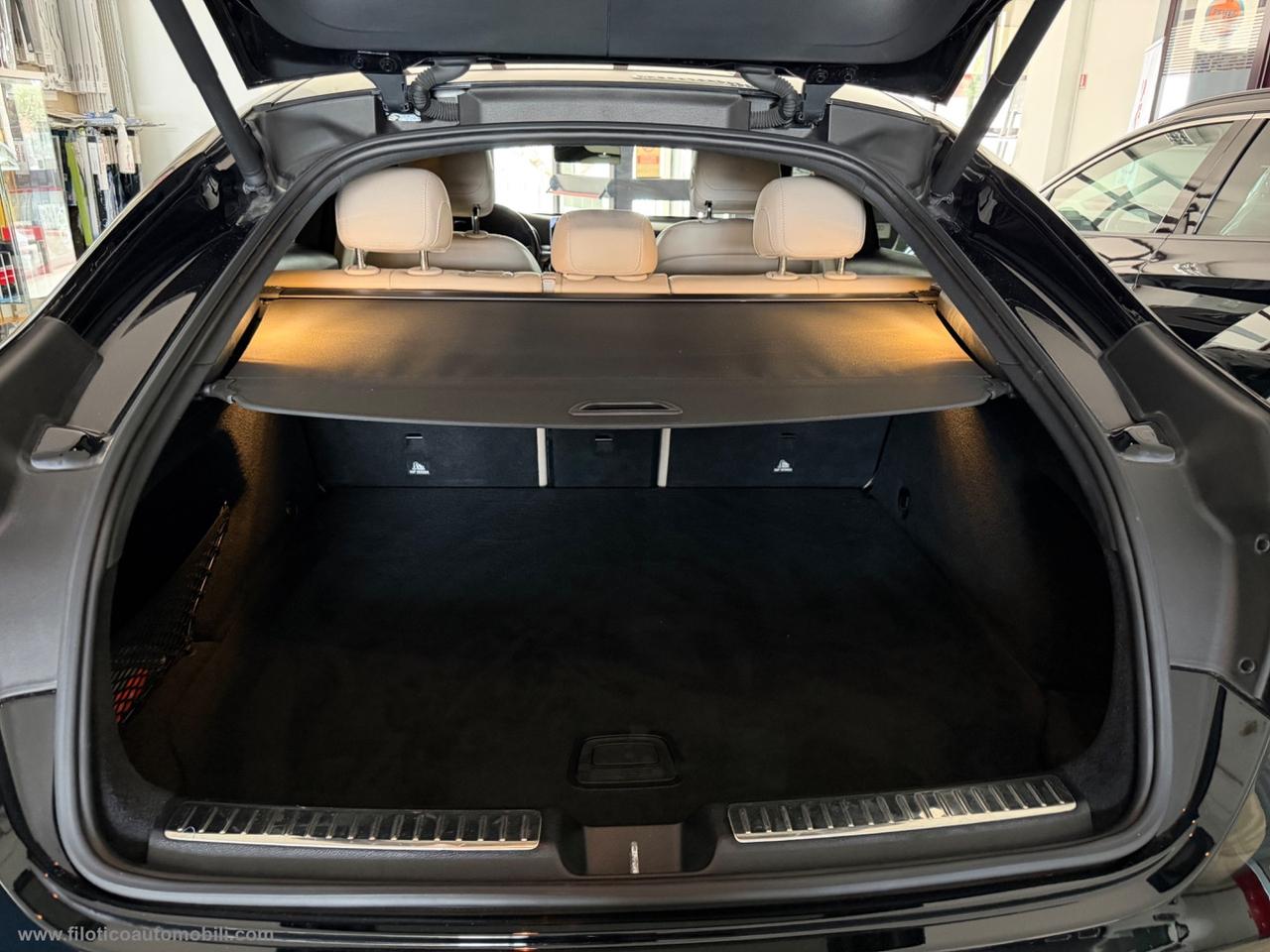 MERCEDES-BENZ GLC 300 de 4M Plug-in hyb. Coupé Sport PELLE - FARI LED FULL!!