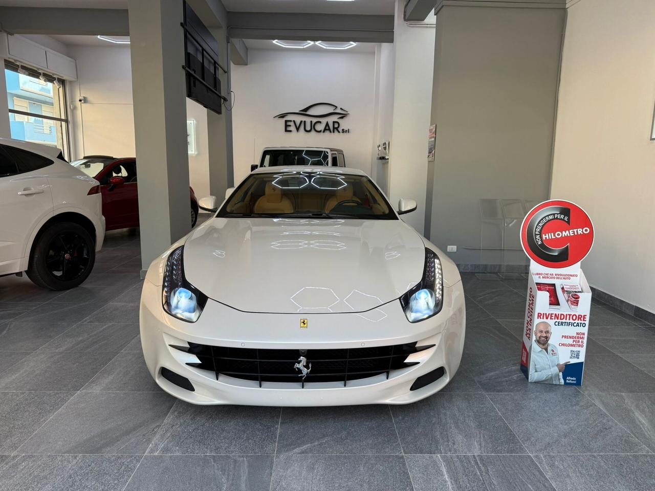 Ferrari FF 2012 Tailor Made – Full Optional – Bianco Perla – Tagliandi Ferrari